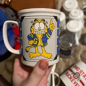 Garfield Character Mug - White and Blue